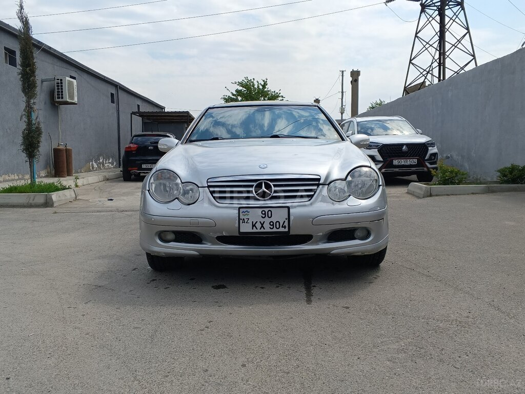 Mercedes C 200