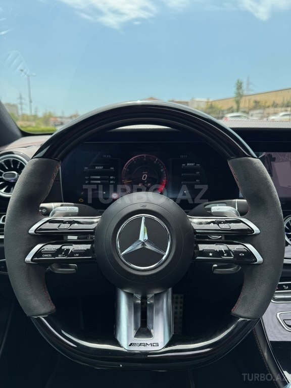 Mercedes E 43 AMG 4MATIC