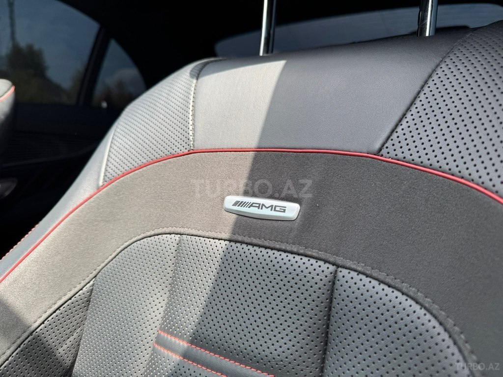 Mercedes E 43 AMG 4MATIC