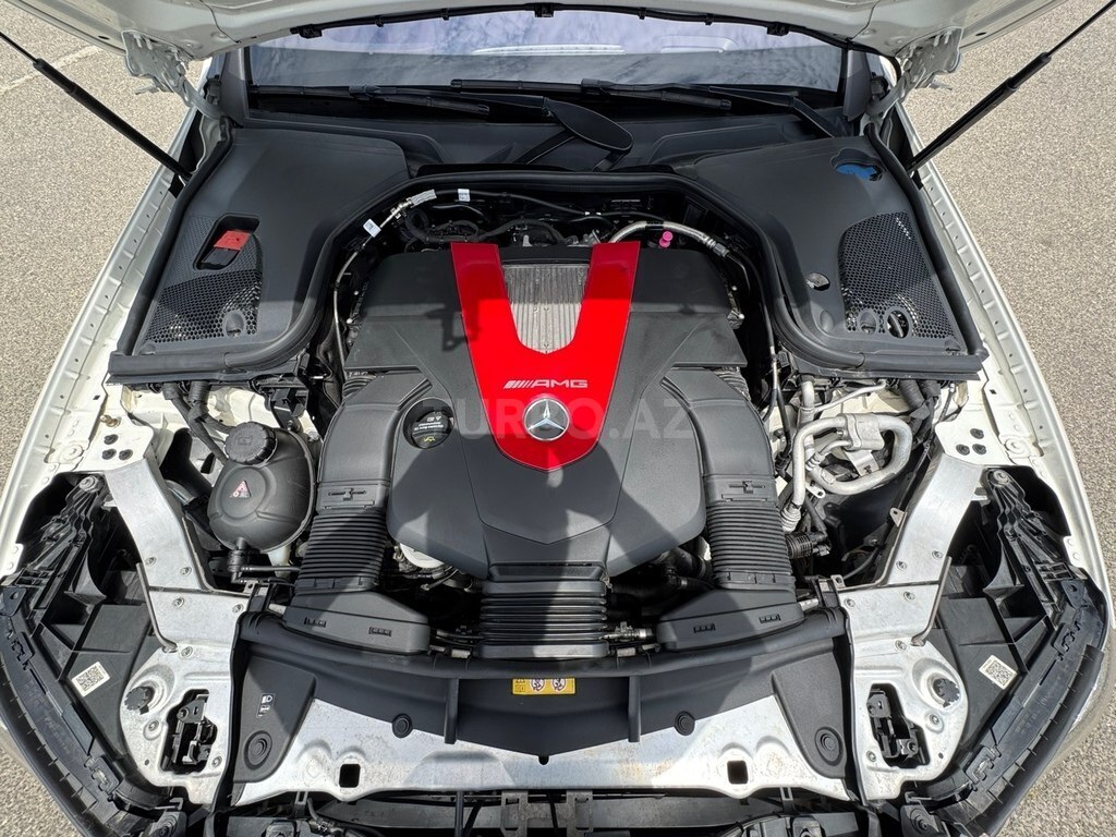 Mercedes E 43 AMG 4MATIC