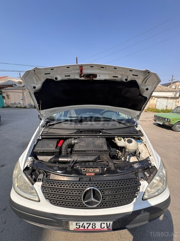 Mercedes Vito