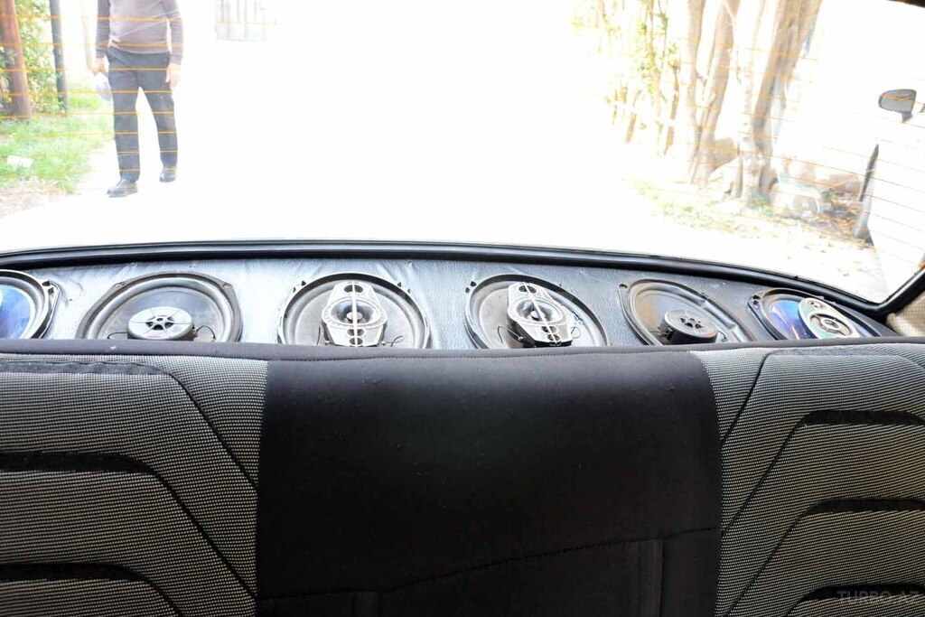 LADA (VAZ) 21011