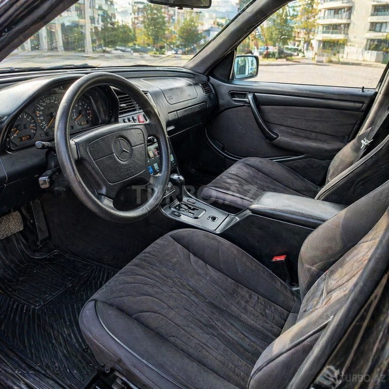 Mercedes C 230