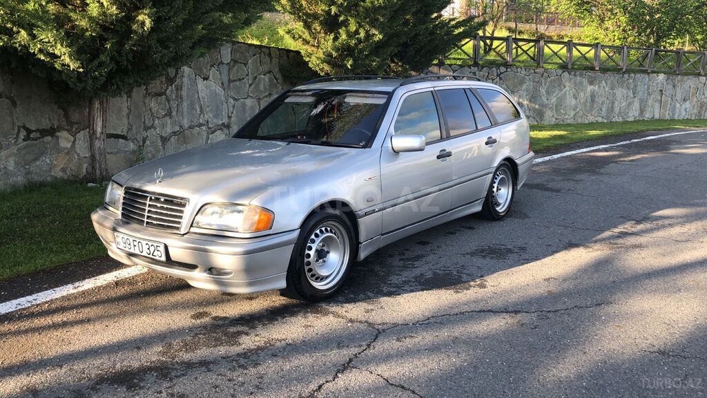 Mercedes C 180
