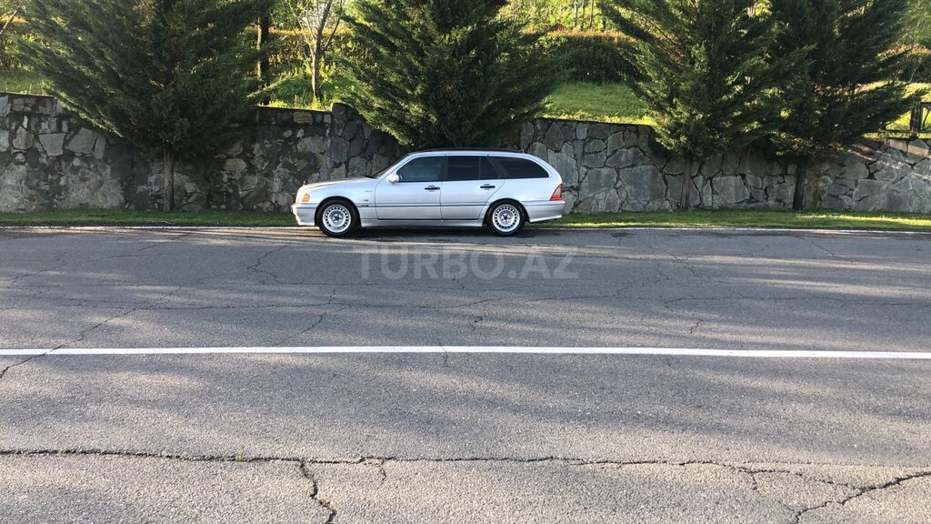 Mercedes C 180