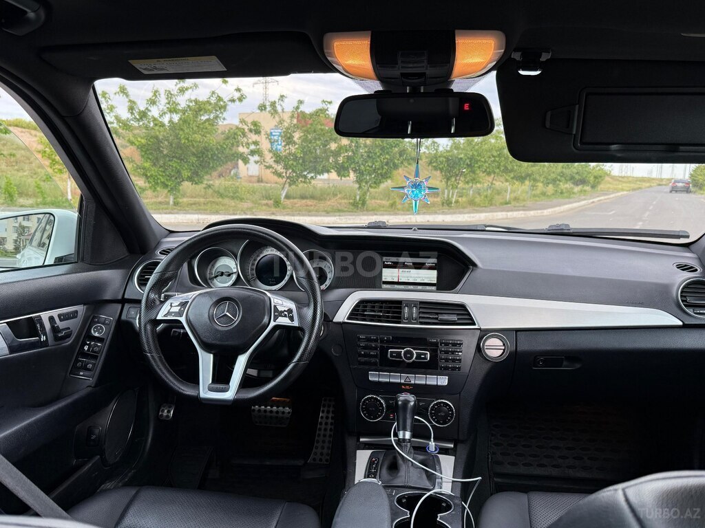 Mercedes C 250