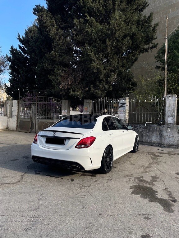Mercedes C 300