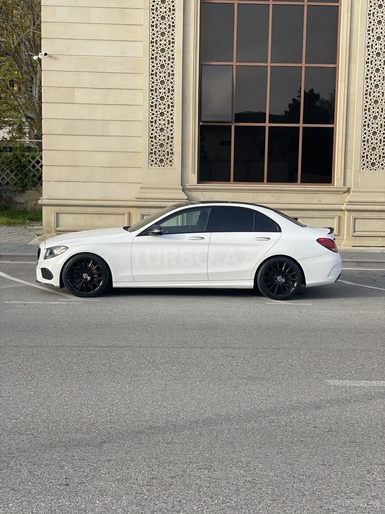 Mercedes C 300