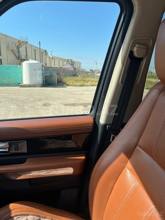 Land Rover RR Sport
