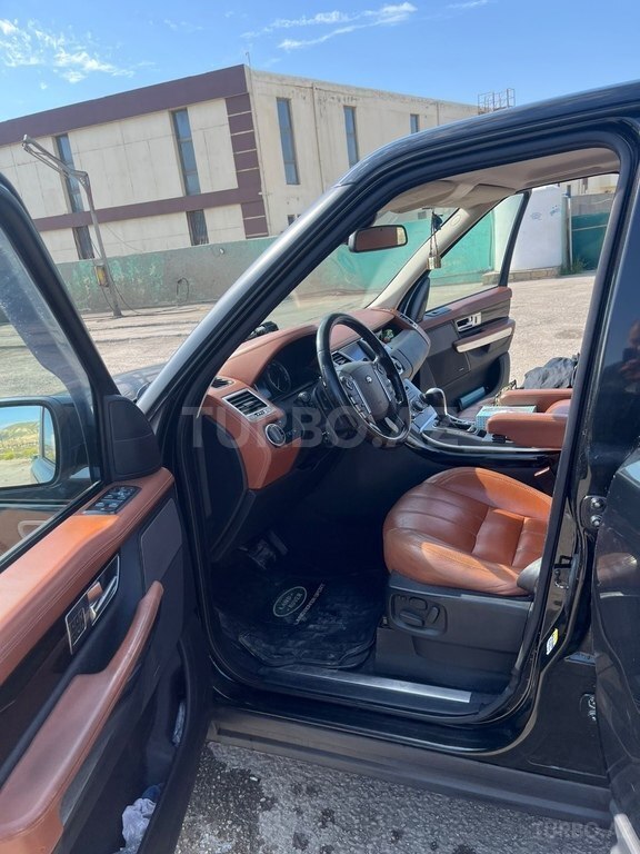 Land Rover RR Sport