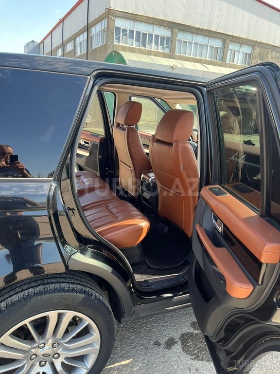 Land Rover RR Sport