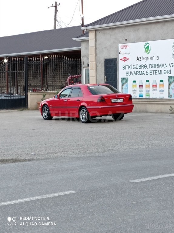 Mercedes C 180