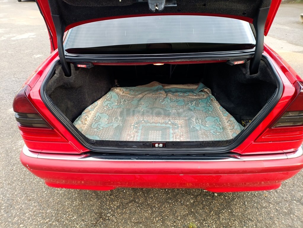 Mercedes C 180