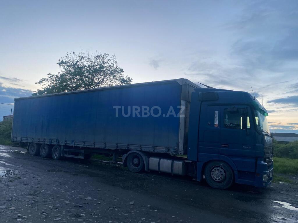Mercedes Actros 1844