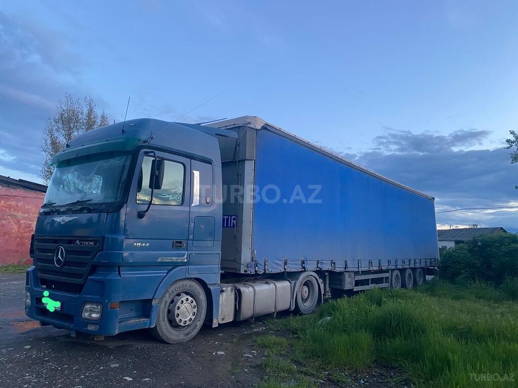 Mercedes Actros 1844