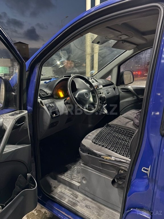 Mercedes Vito