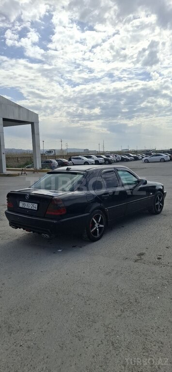 Mercedes C 240