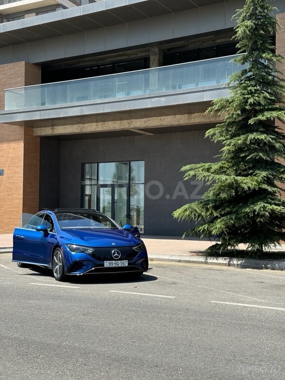 Mercedes EQE 350