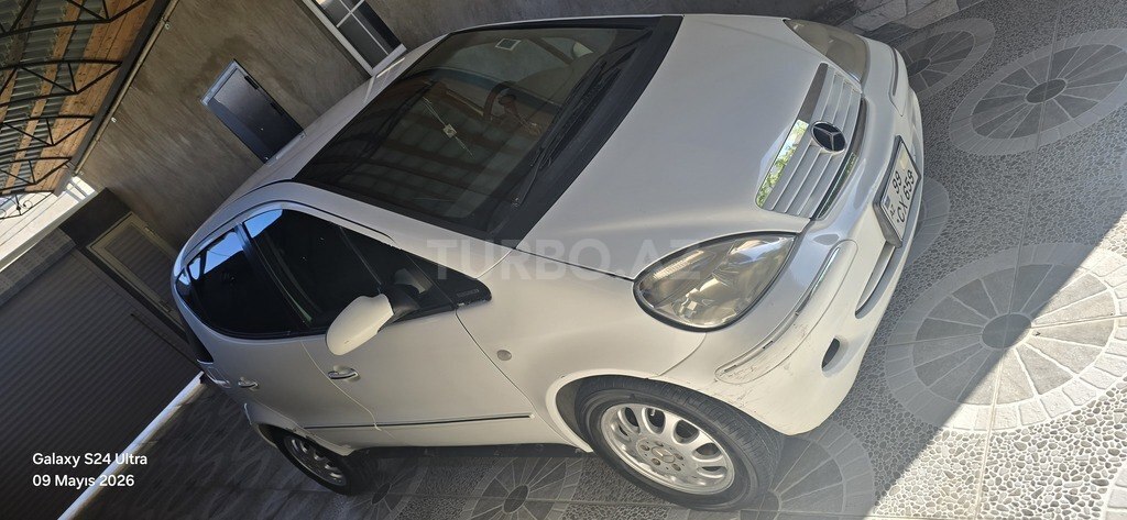 Mercedes A 160