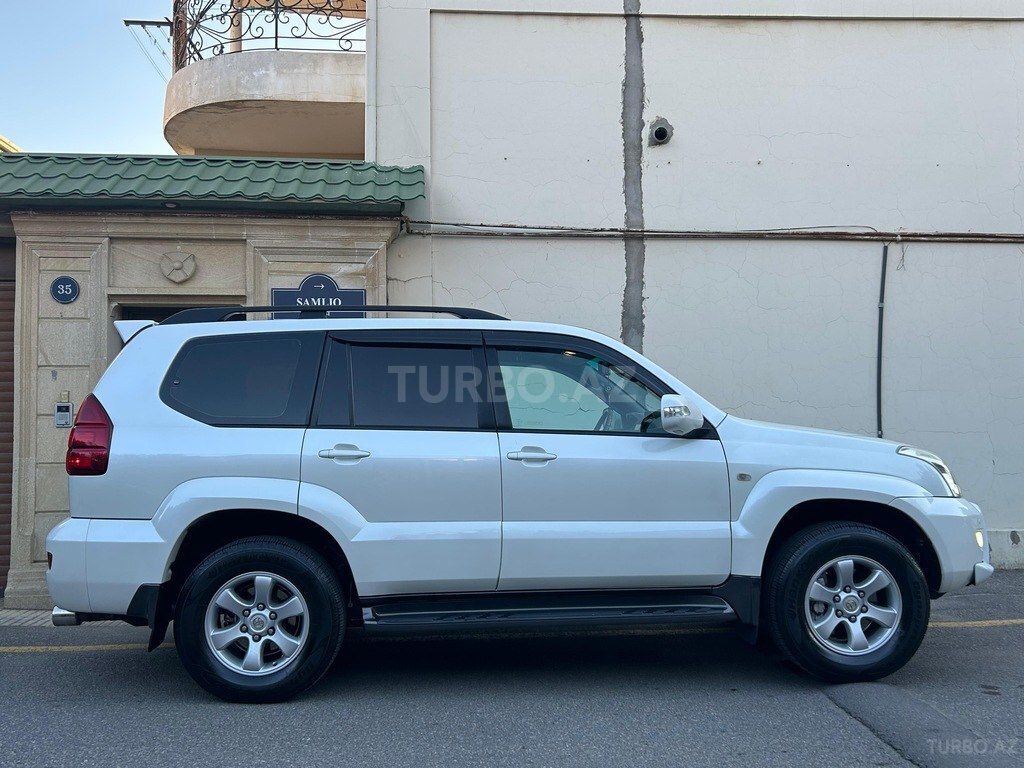 Toyota Land Cruiser Prado
