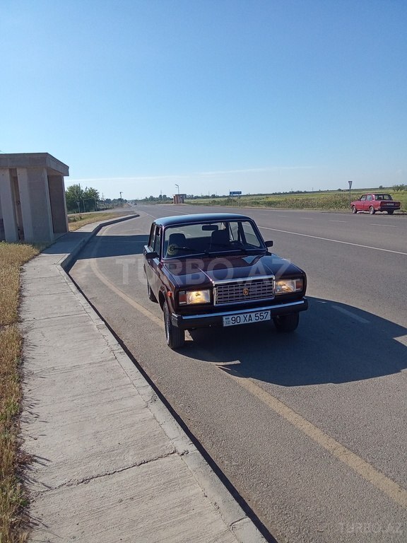 LADA (VAZ) 2107