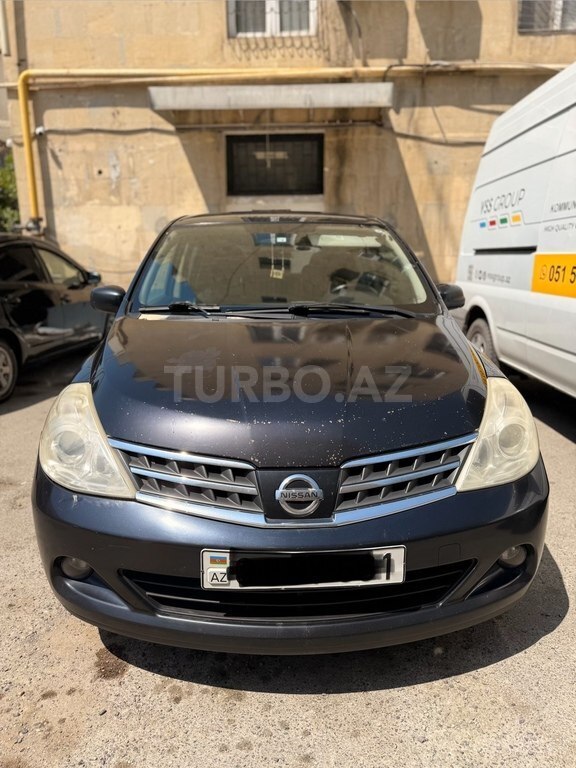 Nissan Tiida