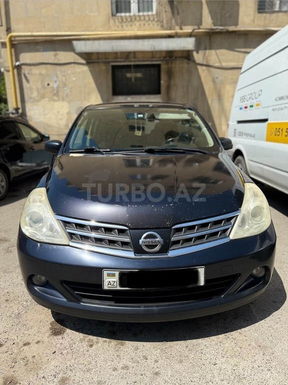 Nissan Tiida