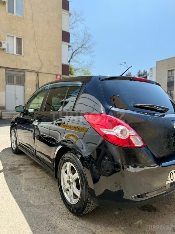 Nissan Tiida