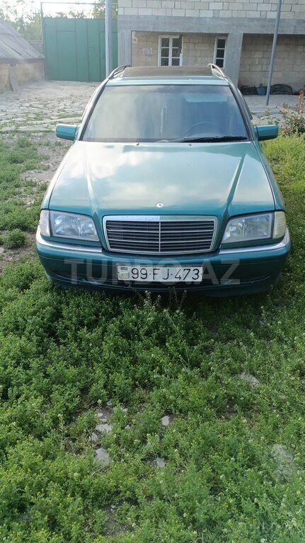 Mercedes C 180