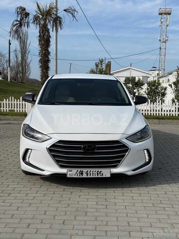 Hyundai Elantra