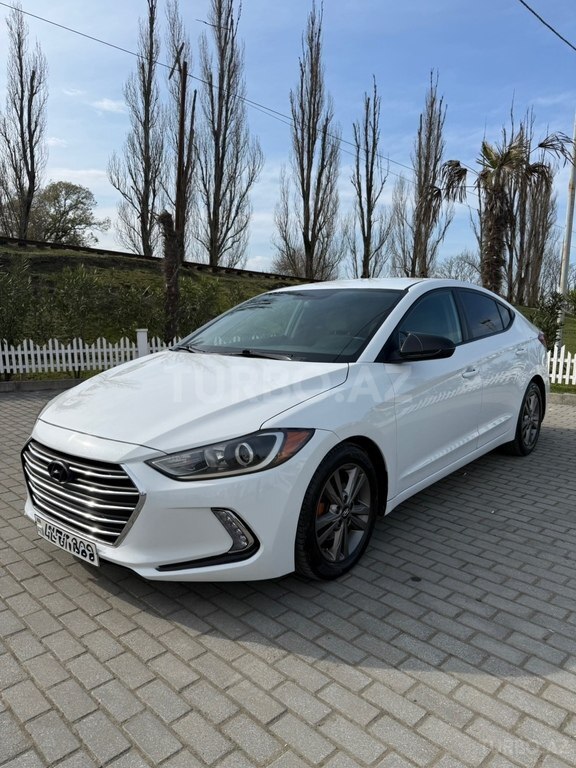 Hyundai Elantra
