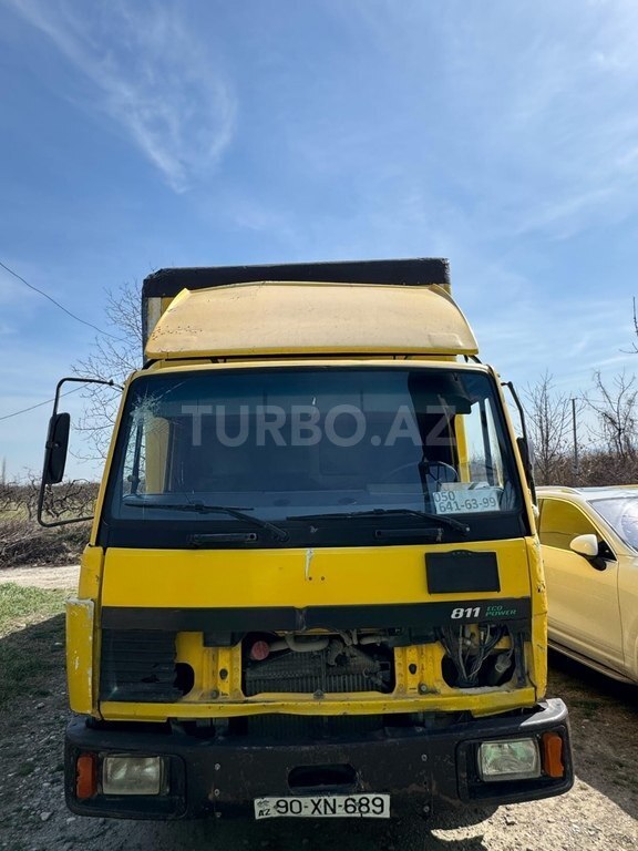 Mercedes Atego 811