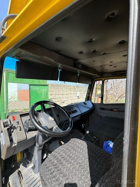 Mercedes Atego 811