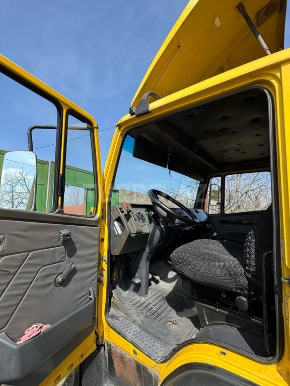 Mercedes Atego 811