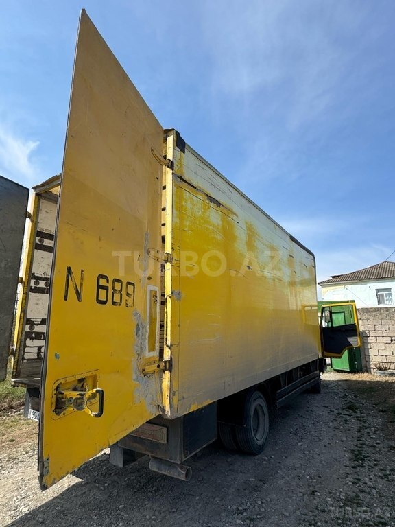Mercedes Atego 811