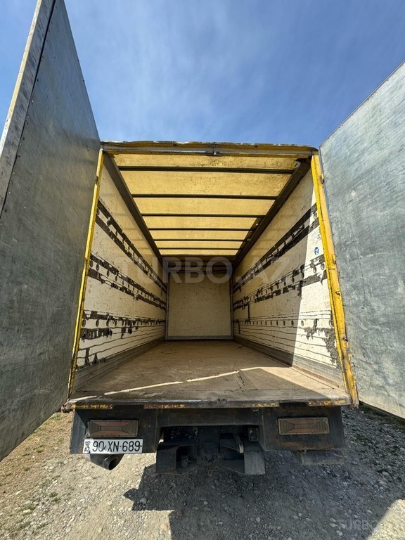 Mercedes Atego 811