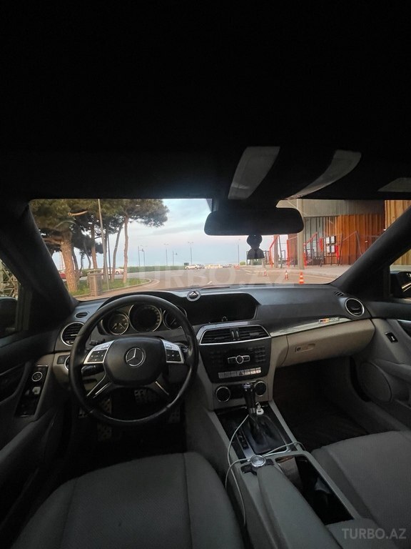 Mercedes C 250