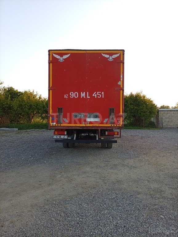 Mercedes Atego 815