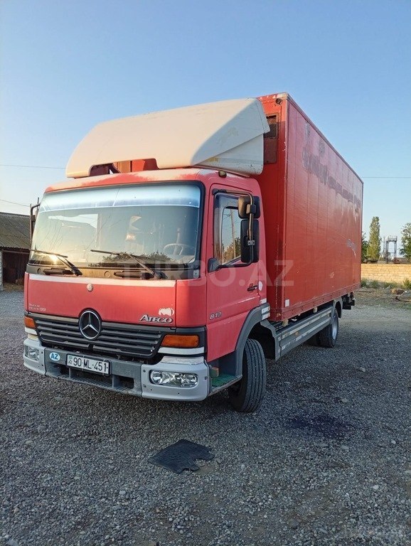 Mercedes Atego 815