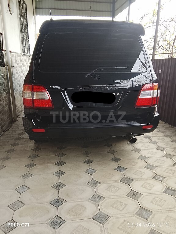 Toyota Land Cruiser