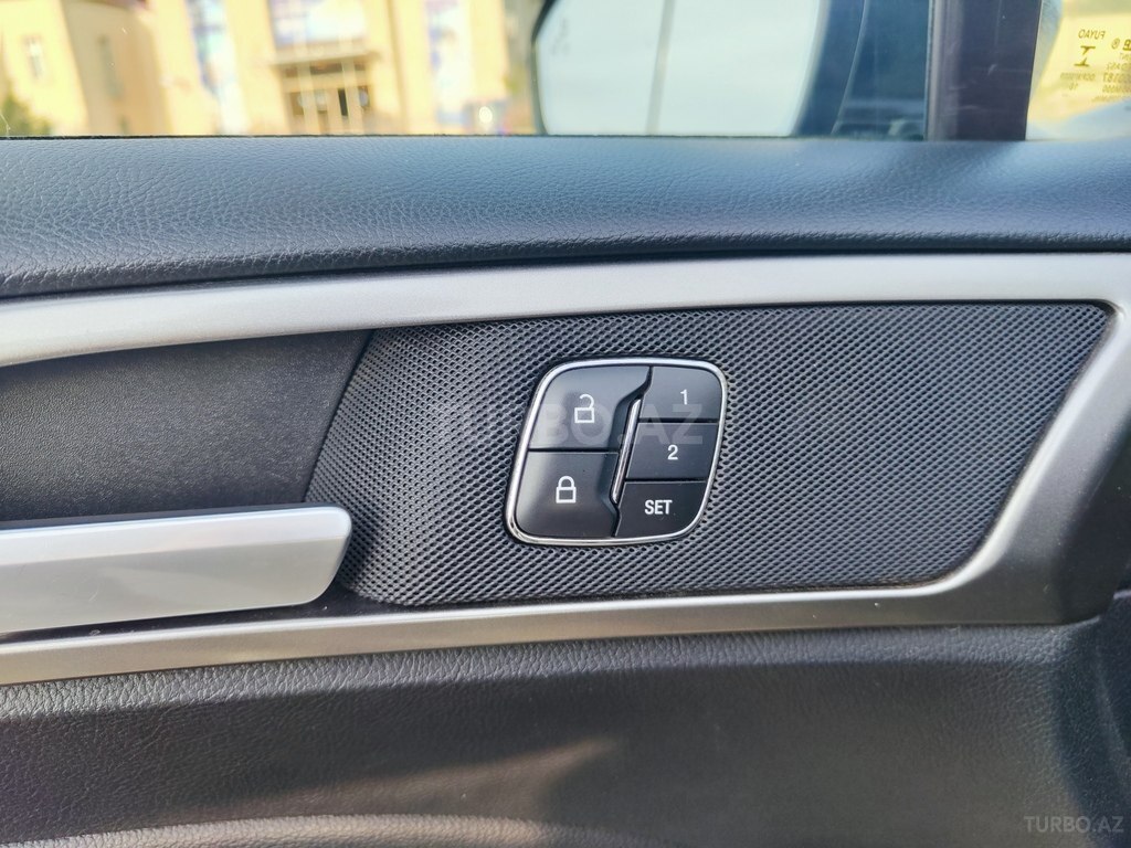 Ford Fusion (North America)