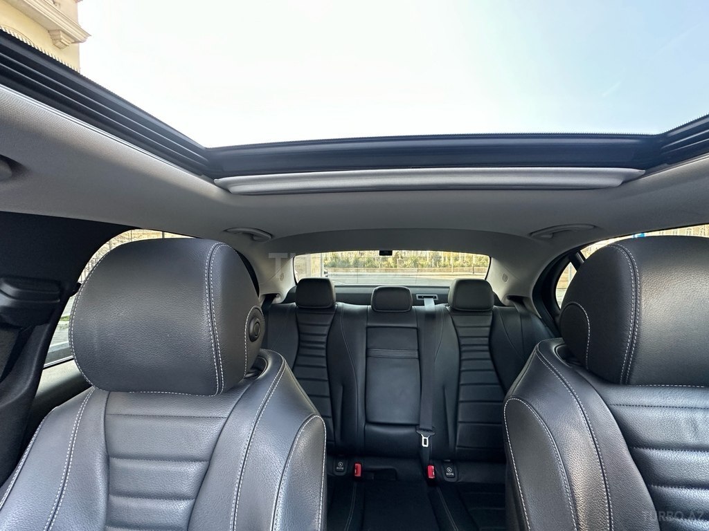 Mercedes E 220 d 4MATIC