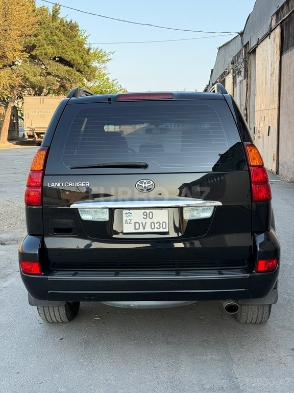 Toyota Land Cruiser Prado