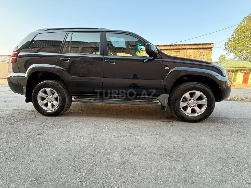 Toyota Land Cruiser Prado