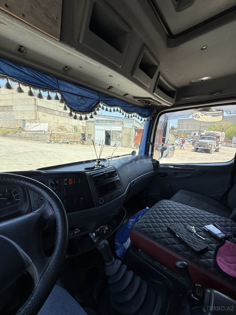 Mercedes Atego 818