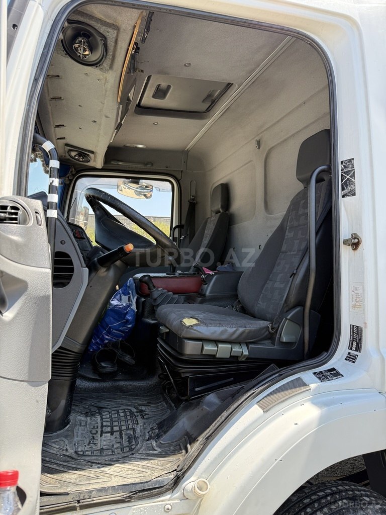 Mercedes Atego 818