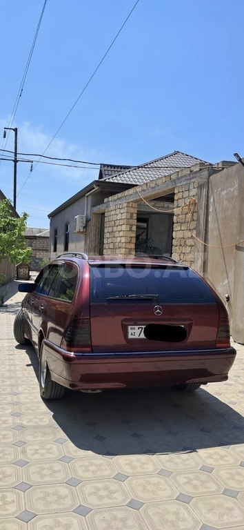 Mercedes C 220