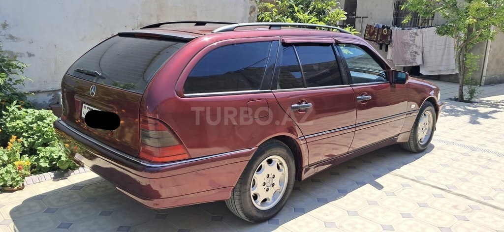 Mercedes C 220