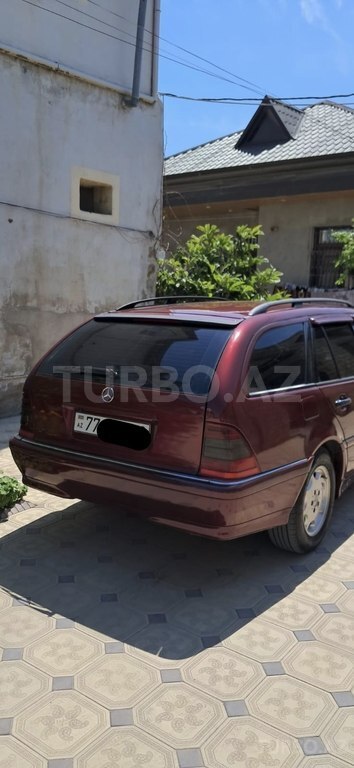 Mercedes C 220