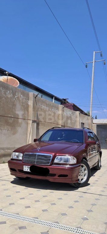 Mercedes C 220